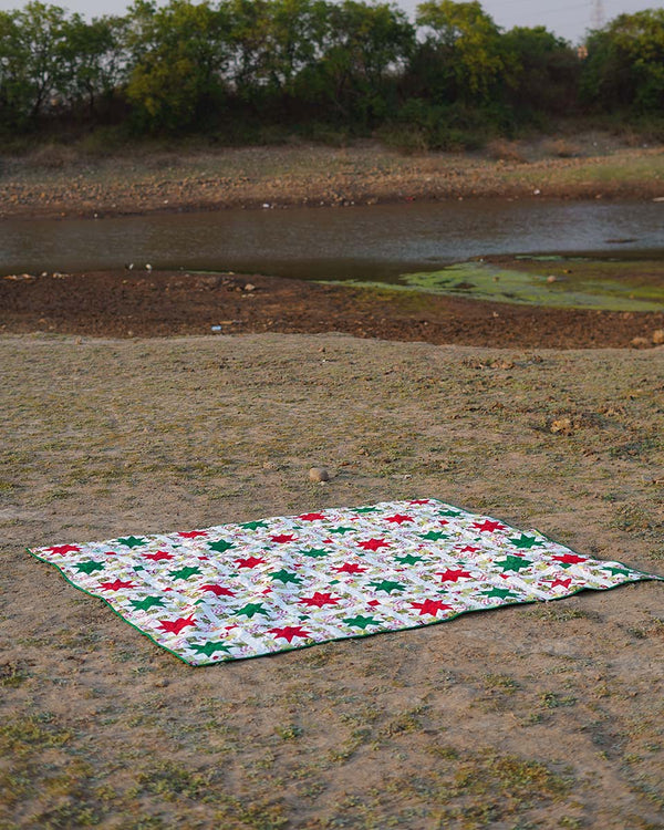 Crimson & Clover Starburst Patchwork Bed Quilt