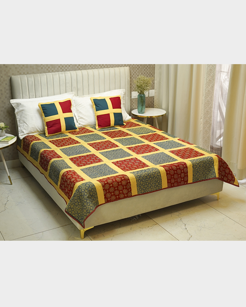 Bold Retro Checkerboard Quilted with Shams