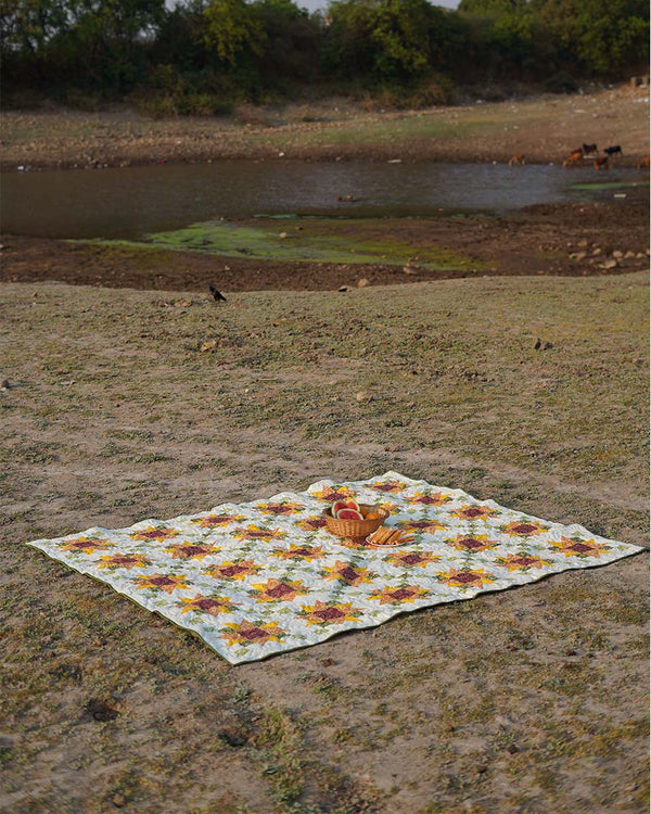 Golden Sunflower Star Patchwork Bed Quilt