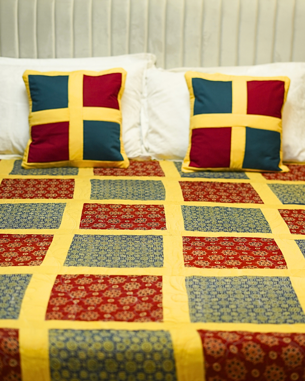 Bold Retro Checkerboard Quilted with Shams